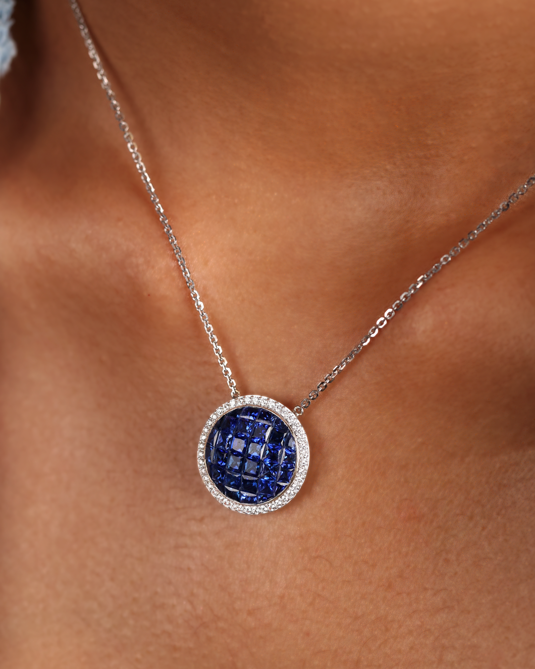 Necklaces & Pendants